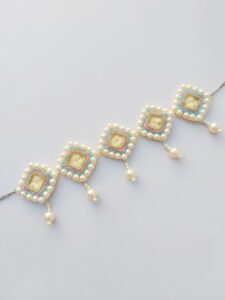 multicolor jewellery set in pastel color