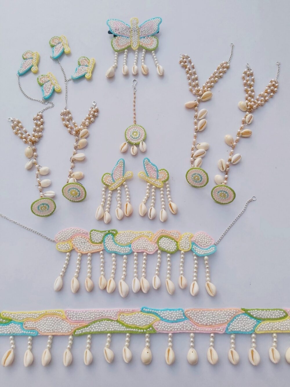 #372 Multicolored Pastel Jewellery in Butterfly Pattern