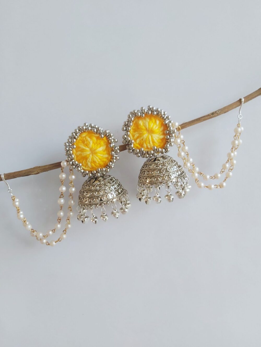 Yellow jewellery set for haldi or mehndi ceremony for brides